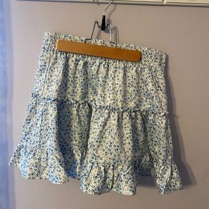 Blue and white floral and flowy mini skirt